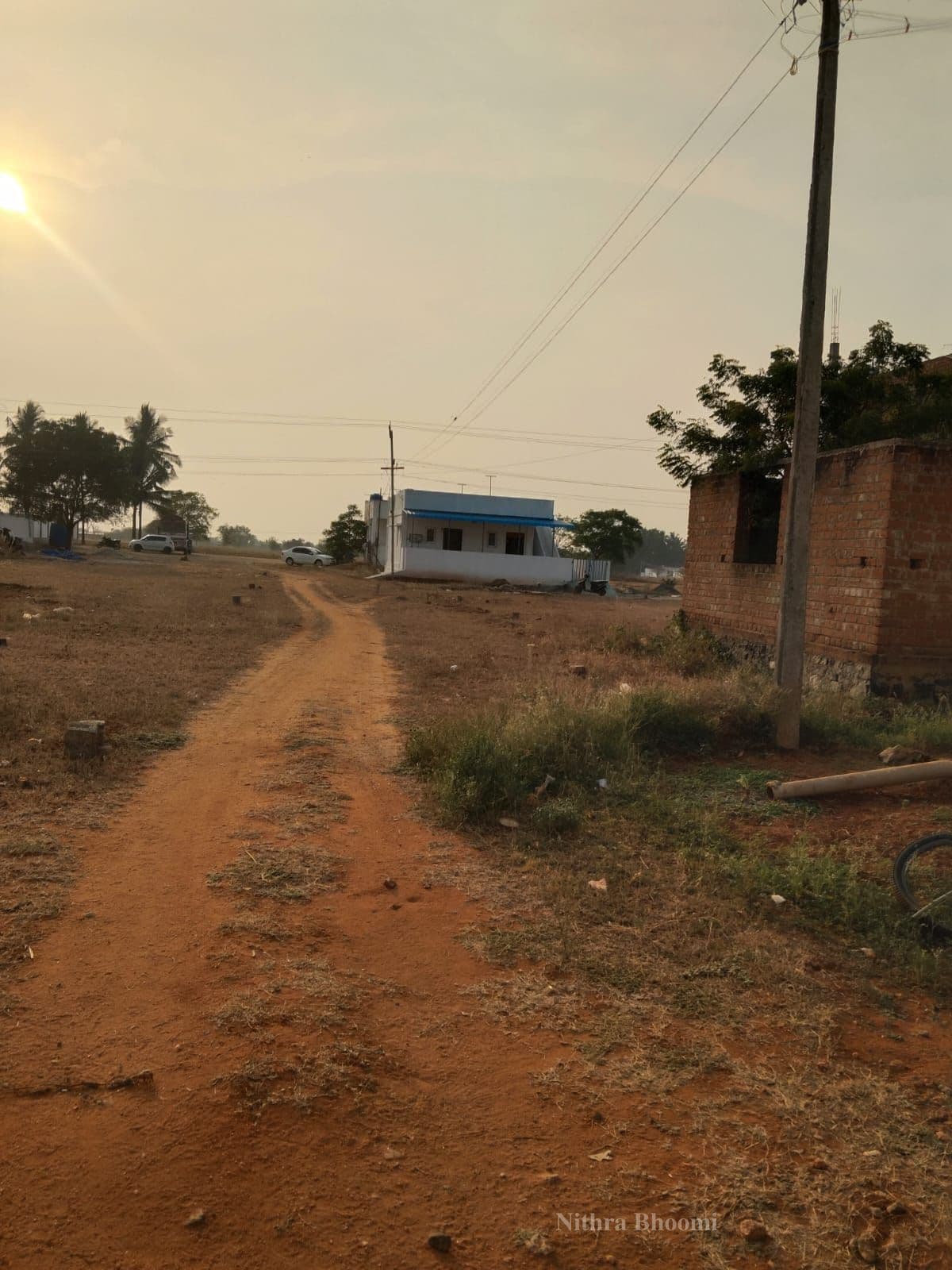 Plot Property in Paruvai