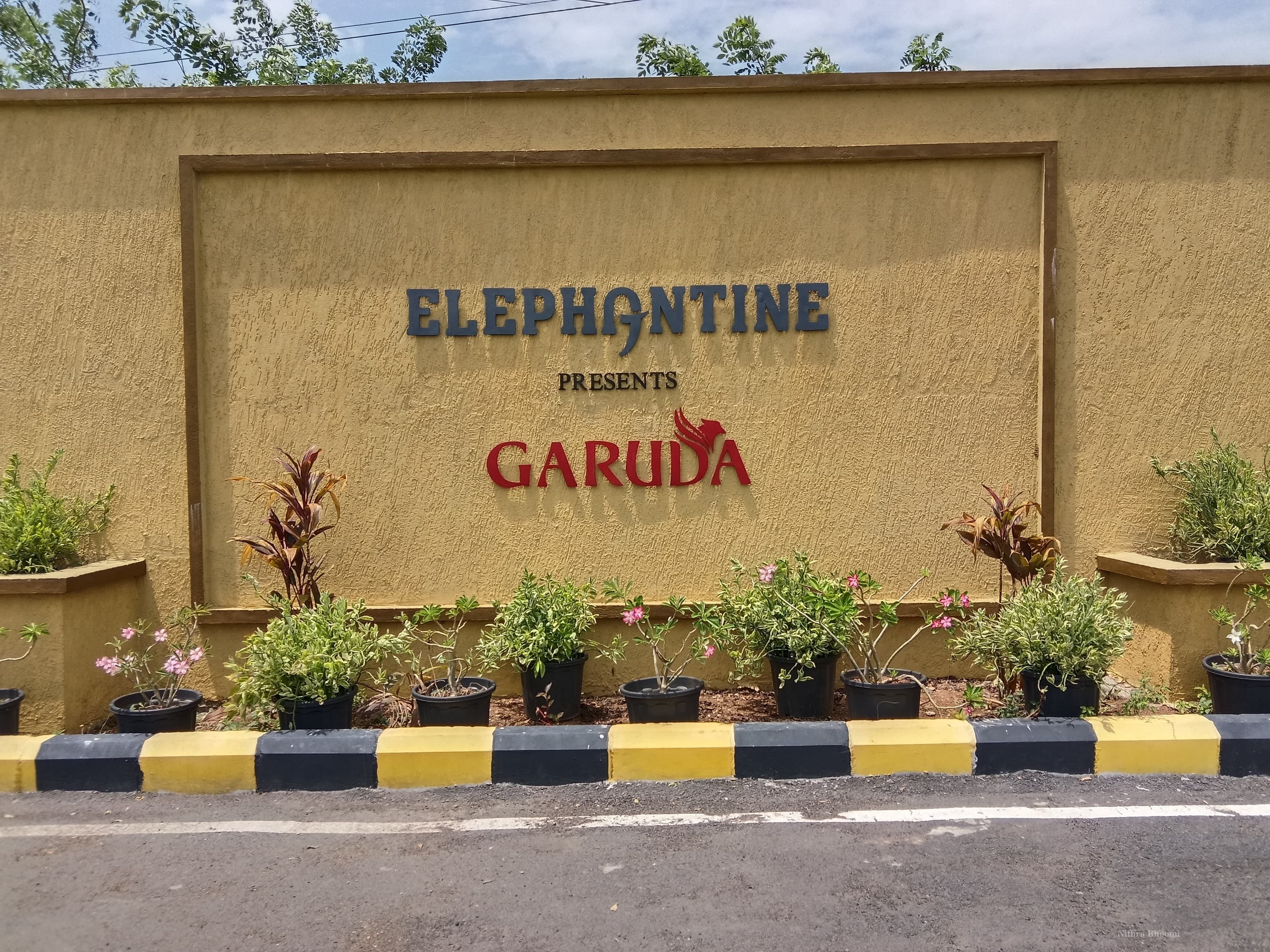 Plot Property in dist, Tirukalukundram