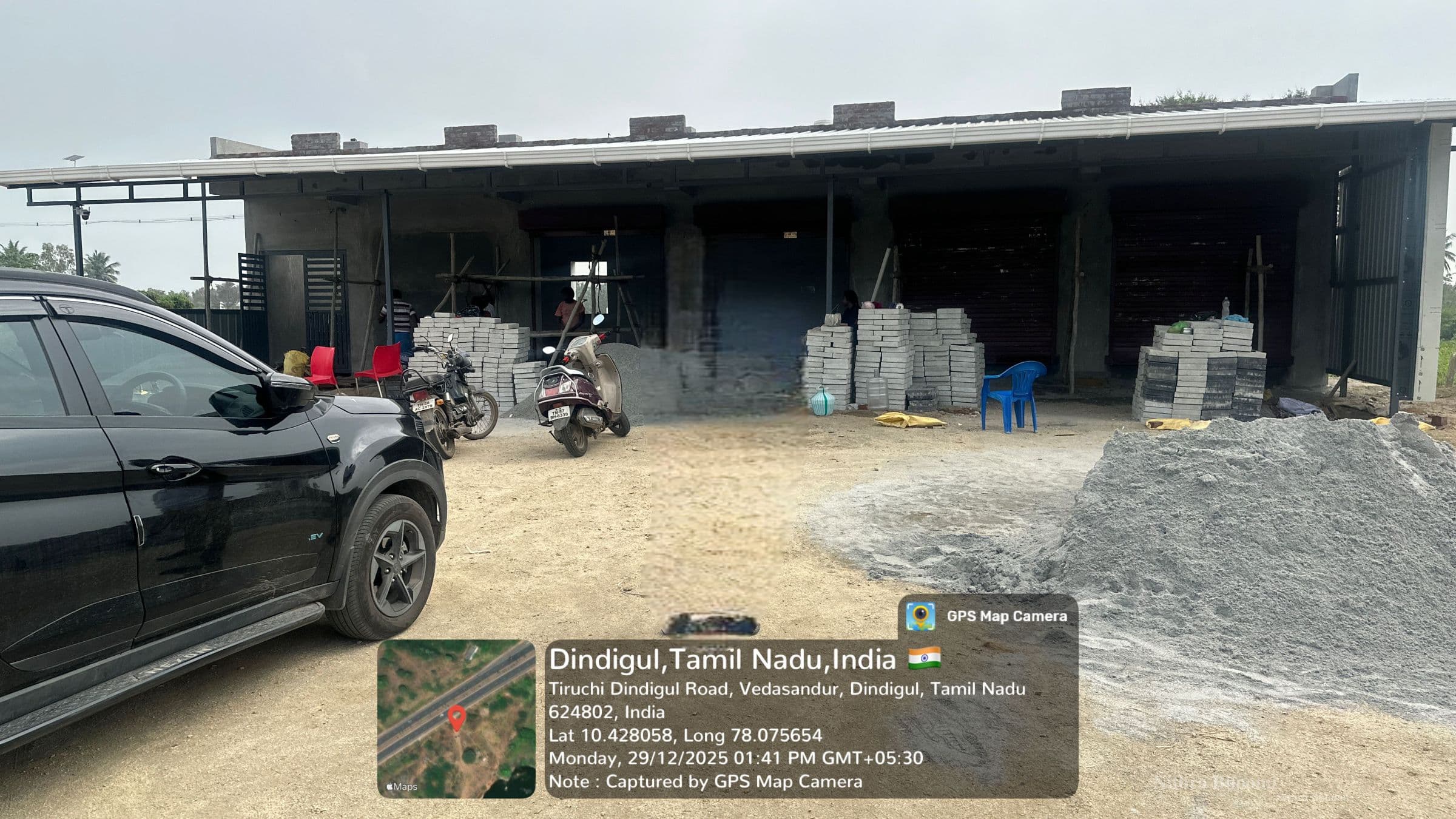 Retail Property in Velambommanpatti