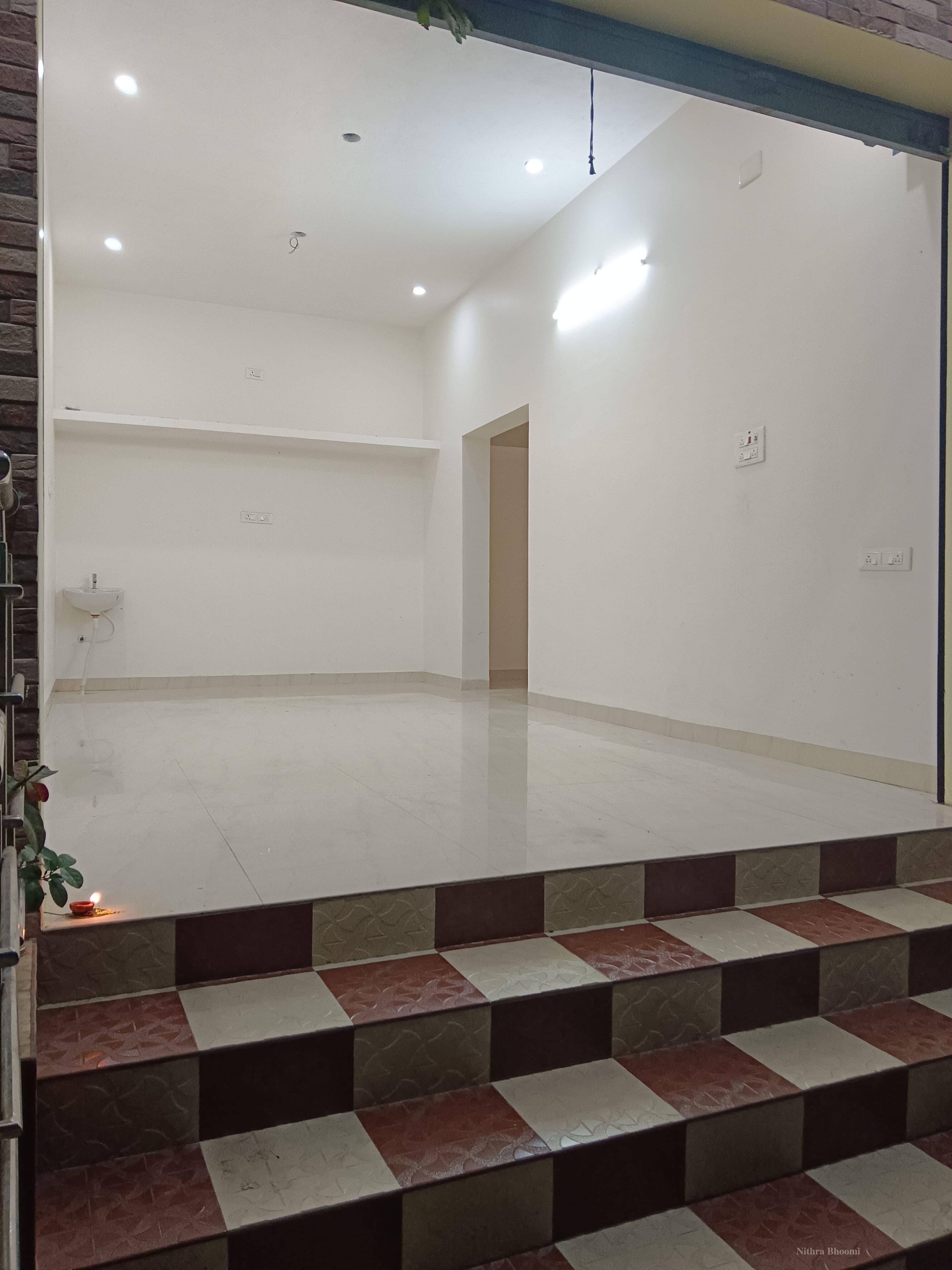 Showroom Property in Bosepet, Gudiyatham